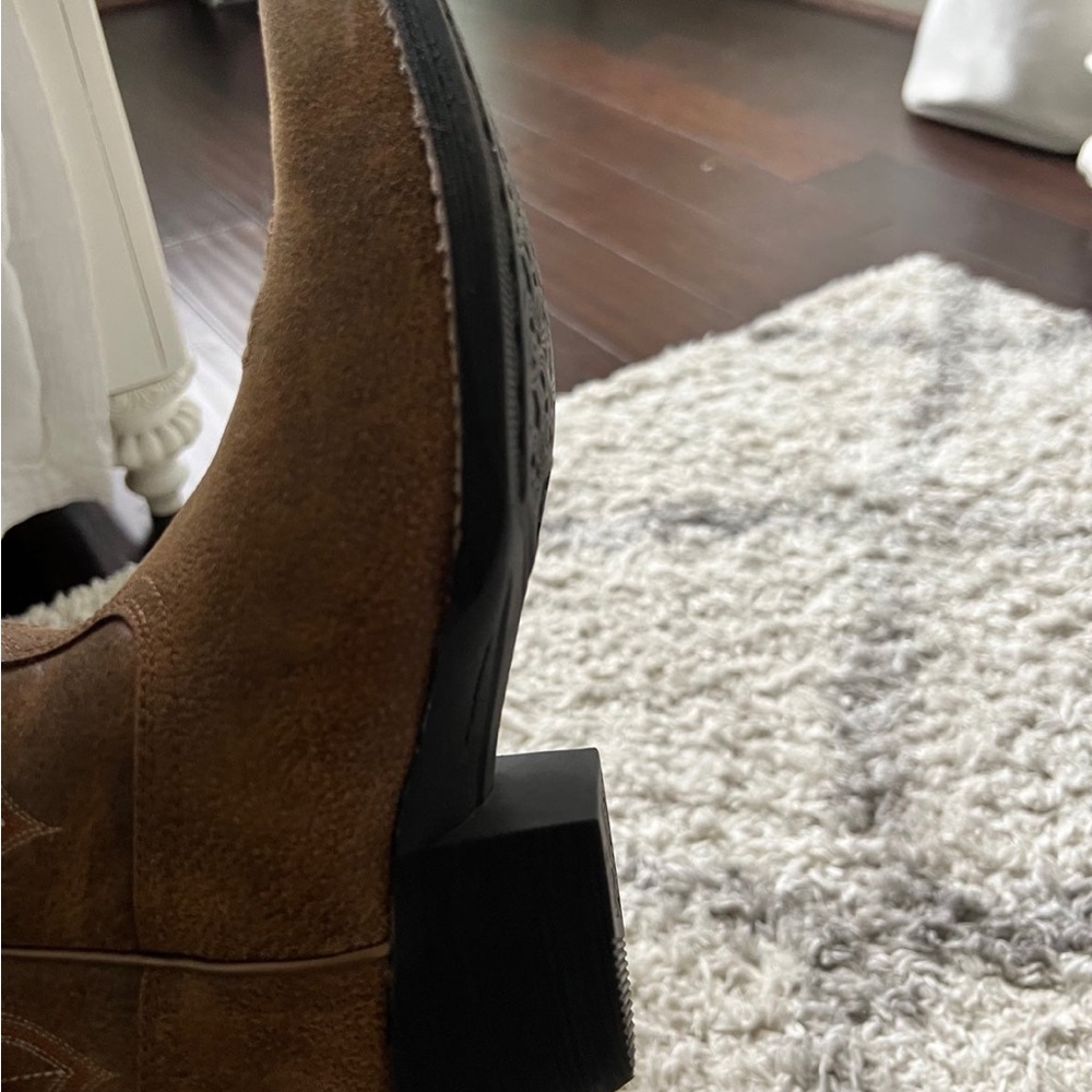 brown ariat boots